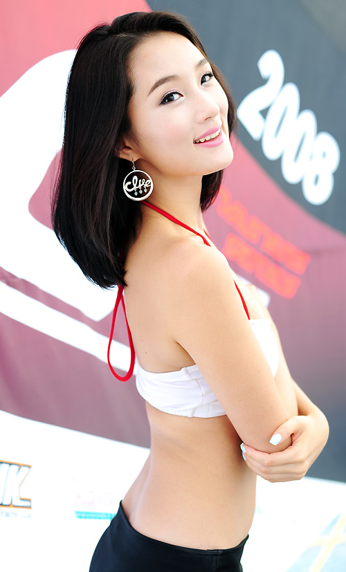 레이싱모델 오민혁