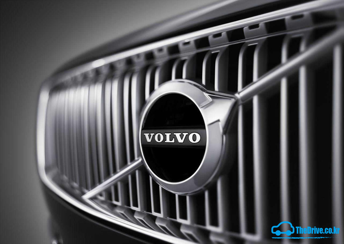 volvo-xc90-new-2016-34