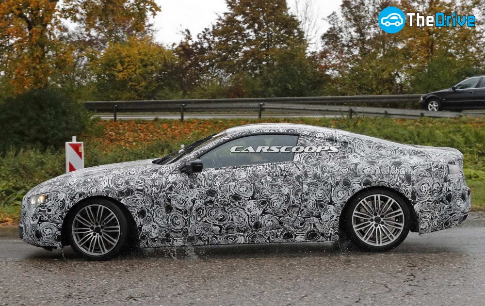BMW 8시리즈 스파이샷 / 사진=carscoops