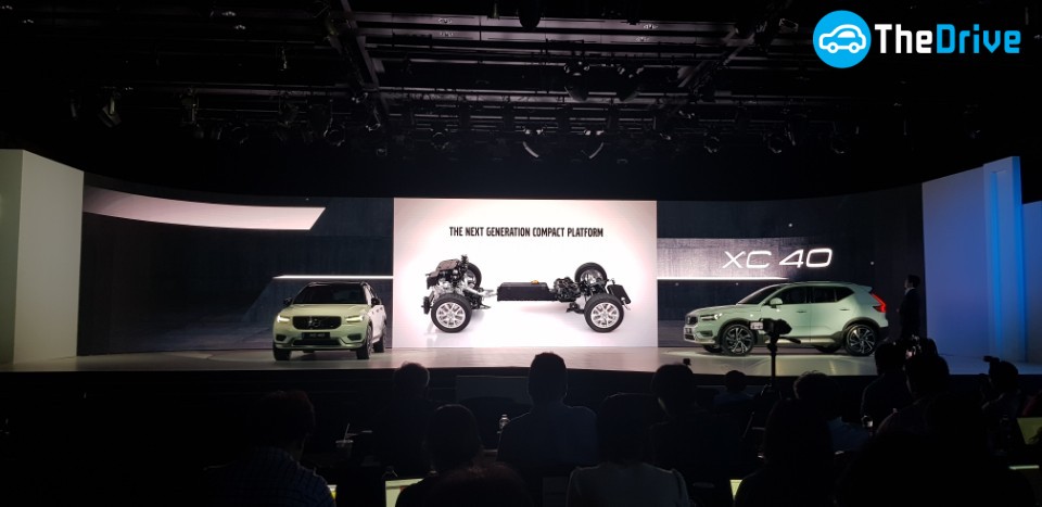 볼보 더 뉴 XC40의 안전사양 설명