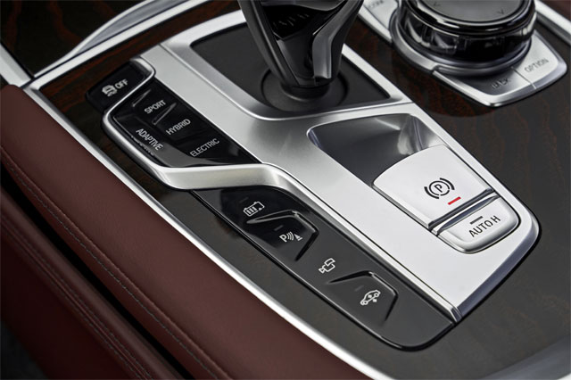 BMW, M760Li xDrive / BMW 코리아 제공
