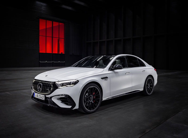 메르세데스-AMG E 53 하이브리드 4MATIC+ / 메르세데스-벤츠 코리아㈜ 제공