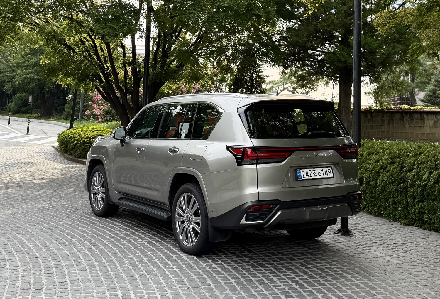 렉서스, LX 700h VIP / 성열휘 기자