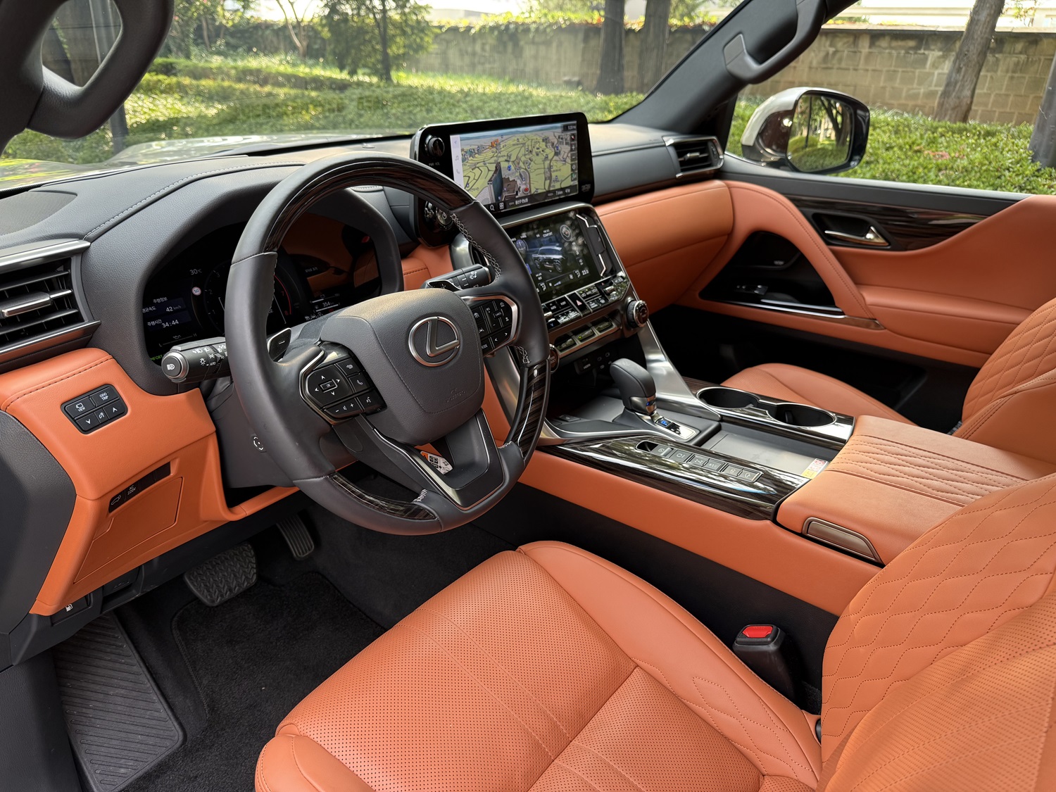 렉서스, LX 700h VIP / 성열휘 기자