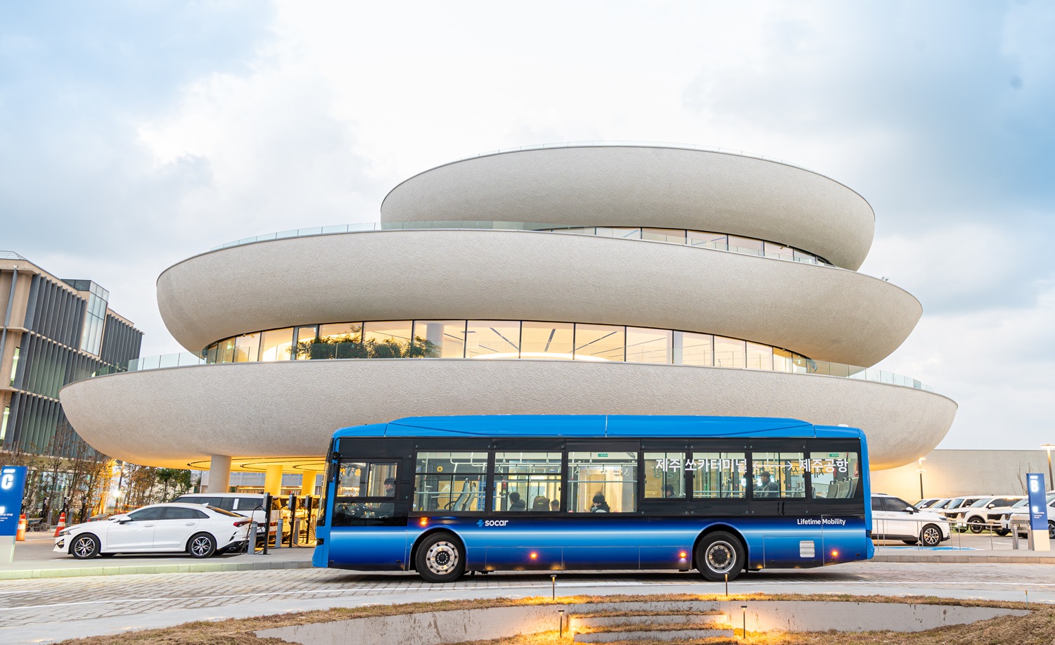 쏘카, 2400평 규모 오프라인 거점 '제주 쏘카터미널' 오픈 / ㈜쏘카 제공