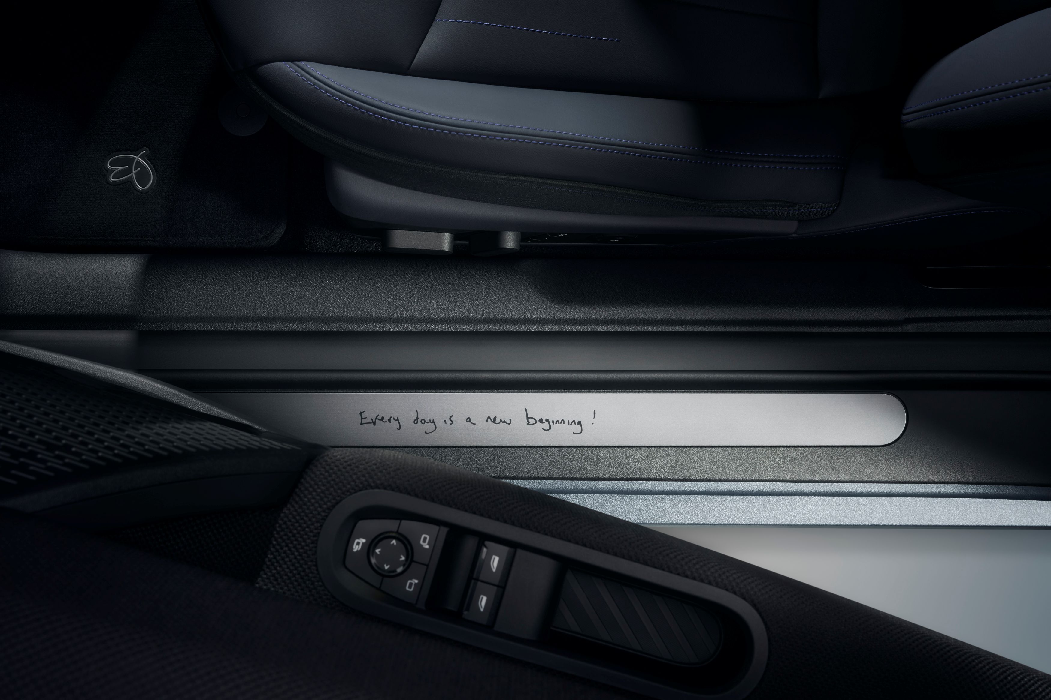 디 올-일렉트릭 MINI 쿠퍼 SE 폴 스미스 에디션 / MINI 코리아 제공