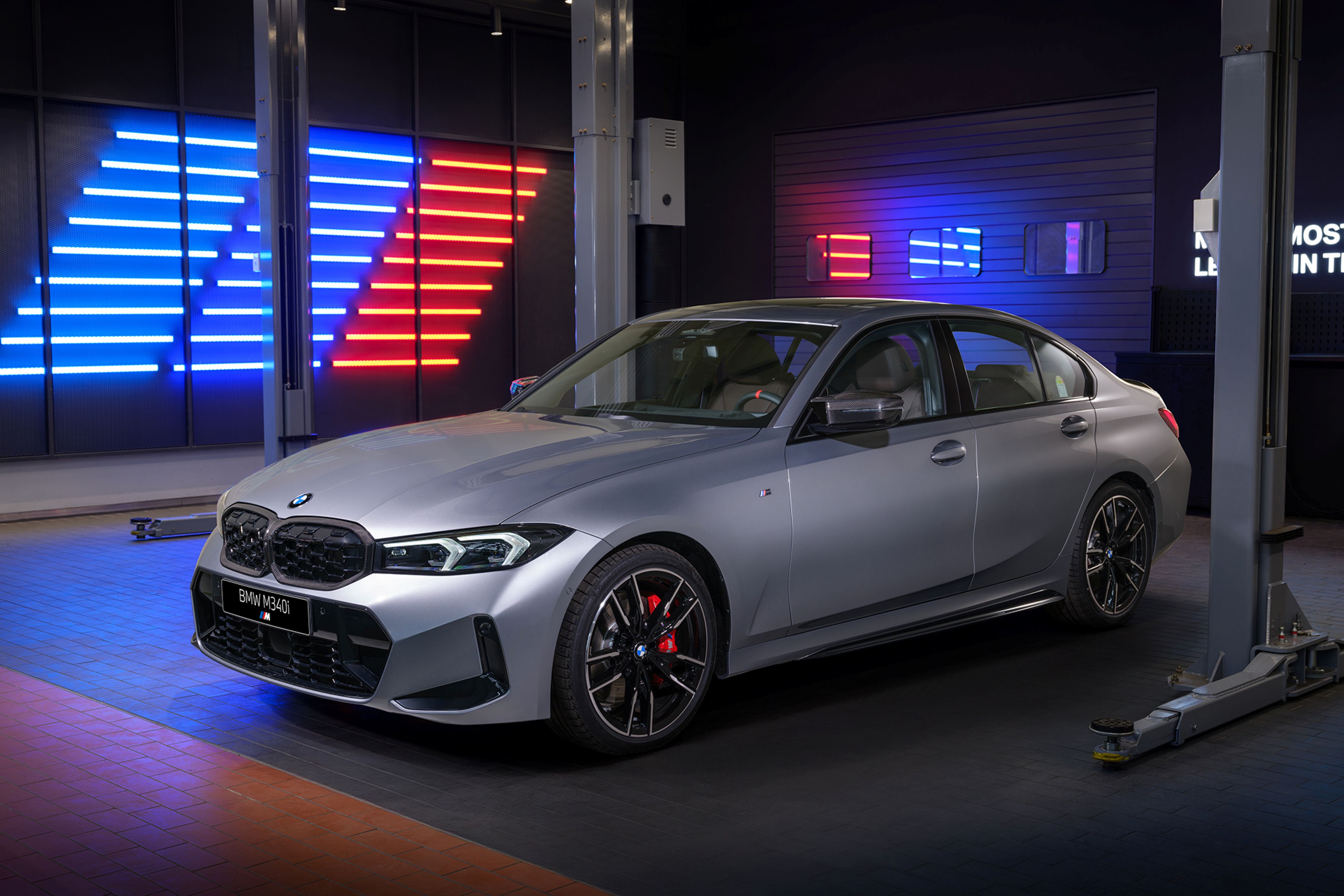 BMW M340i 프로 M 퍼포먼스 파츠 에디션(위)과 M340i 프로 M 퍼포먼스 파츠 엑스퍼트 에디션(아래) / BMW 코리아 제공