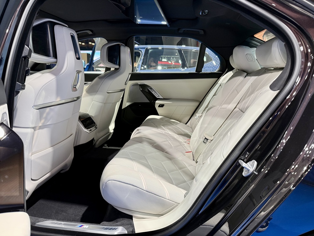 BMW 7시리즈 네로 루쏘 에디션 / 성열휘 기자